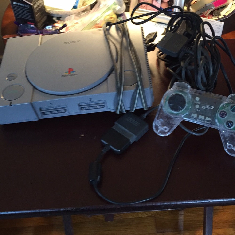 Play Station Game And Control. Used Condition. - image 1